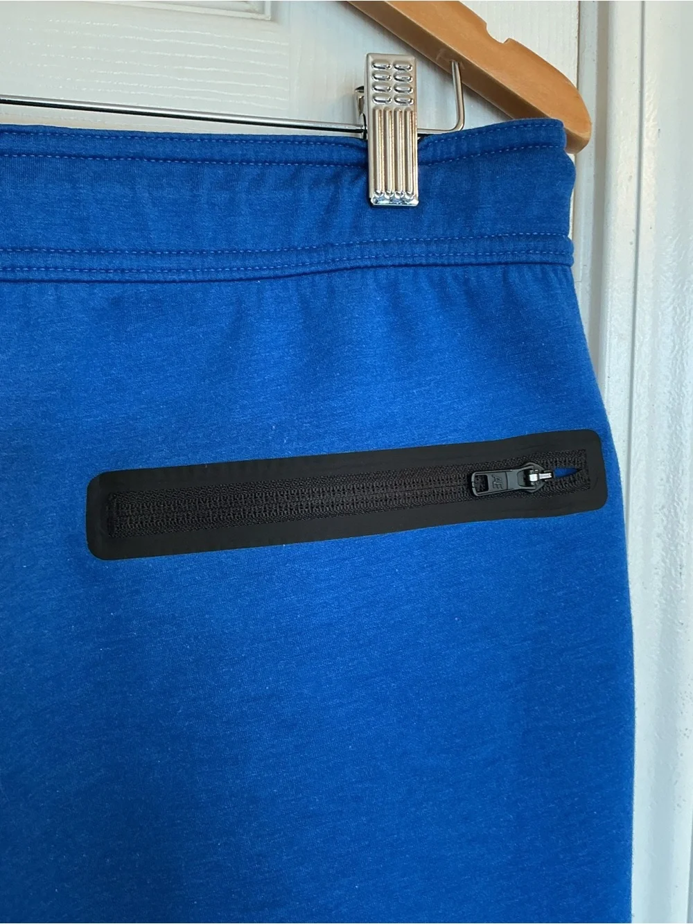 American Eagle Outfitters activewear bright blue & black trim sweat pants Size M